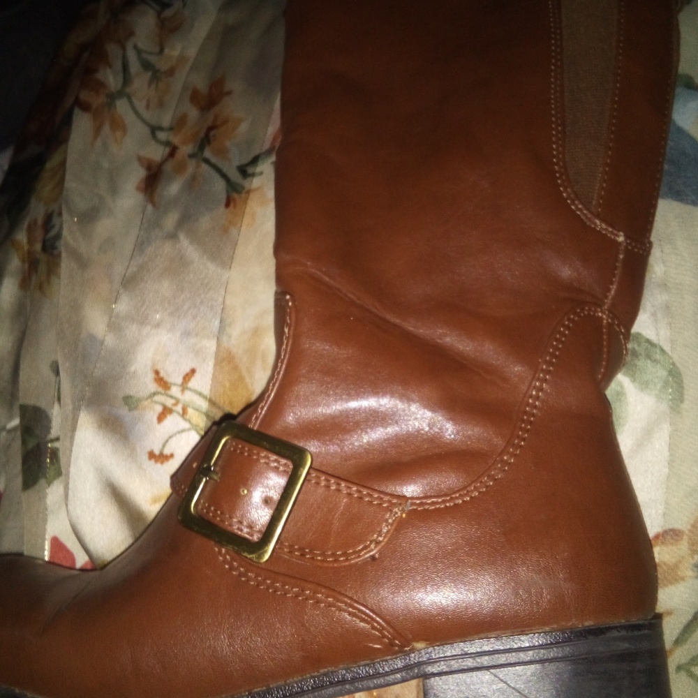 Ladies brown boots